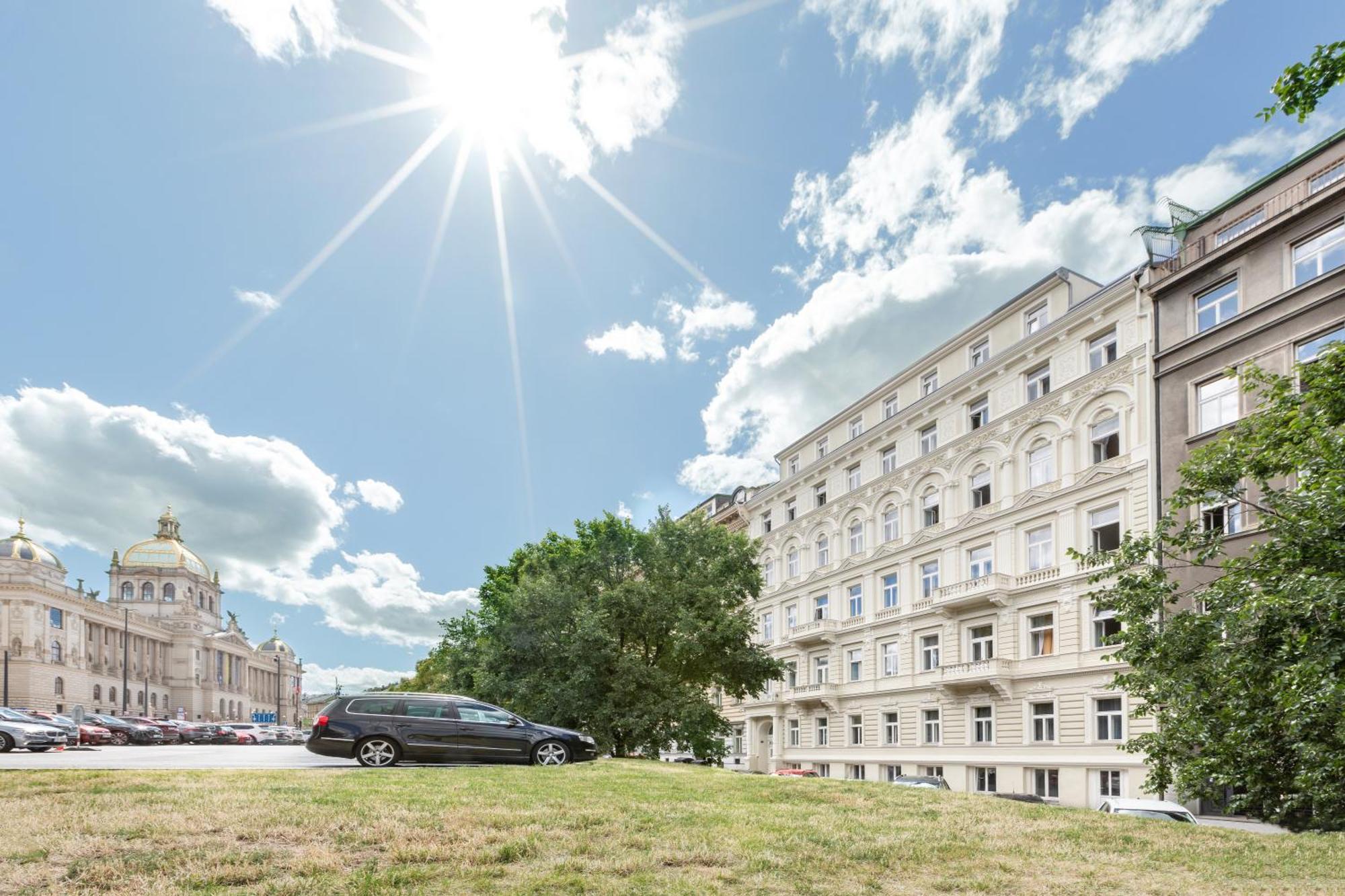 Turnkey I Wenceslas Square Premium Apartments — Photos 2